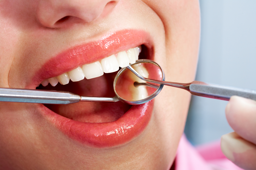 four-reasons-why-you-should-consider-cosmetic-dental-procedures