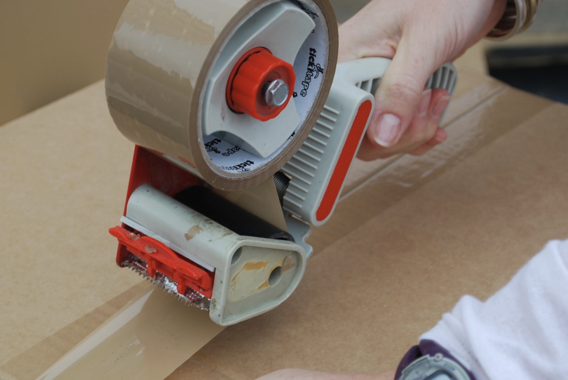 How to Pack your home for a move in One Day