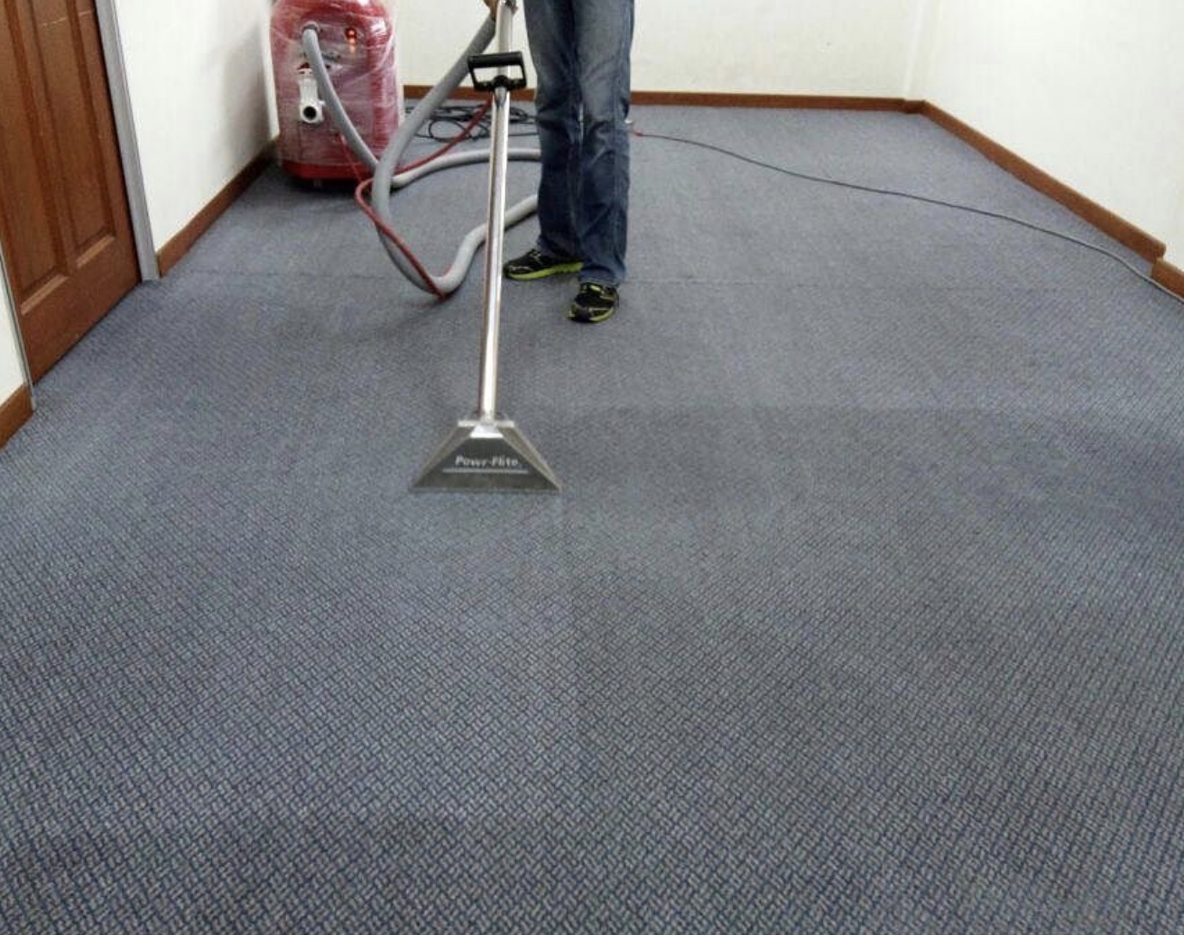 Why You Should Always Use a Local Carpet Cleaning Company