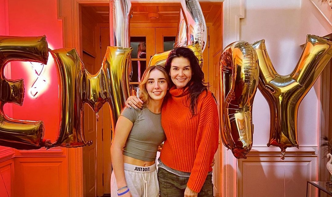 Emery Hope Sehorn: Daughter of Angie Harmon and Jason Sehorn